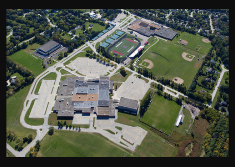 the-biggest-high-school-in-every-state-stacker